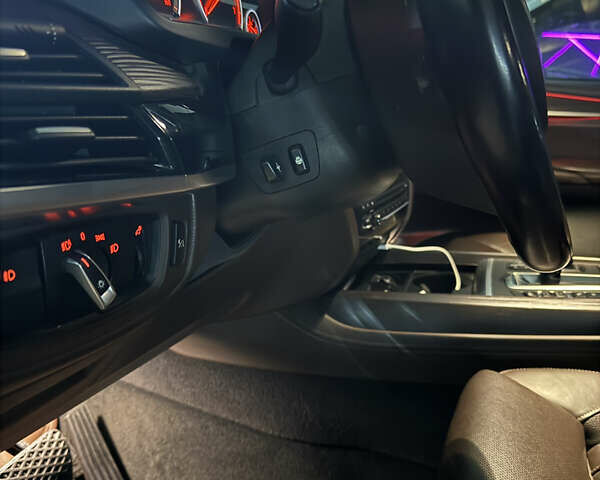 Бежевый БМВ Х5, объемом двигателя 4.39 л и пробегом 111 тыс. км за 29000 $, фото 12 на Automoto.ua