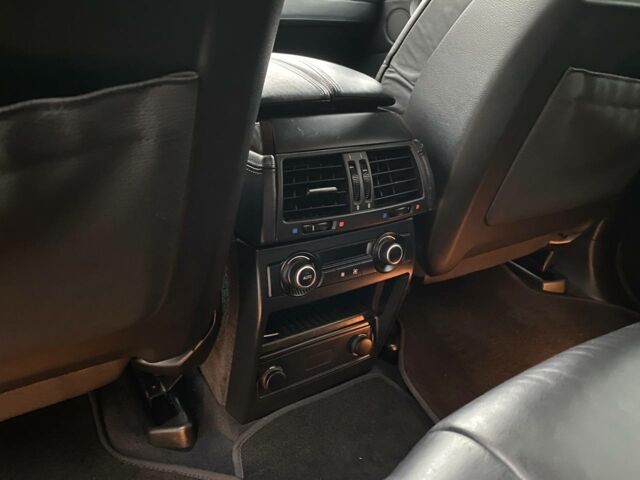 Черный БМВ Х5, объемом двигателя 3 л и пробегом 178 тыс. км за 21500 $, фото 32 на Automoto.ua