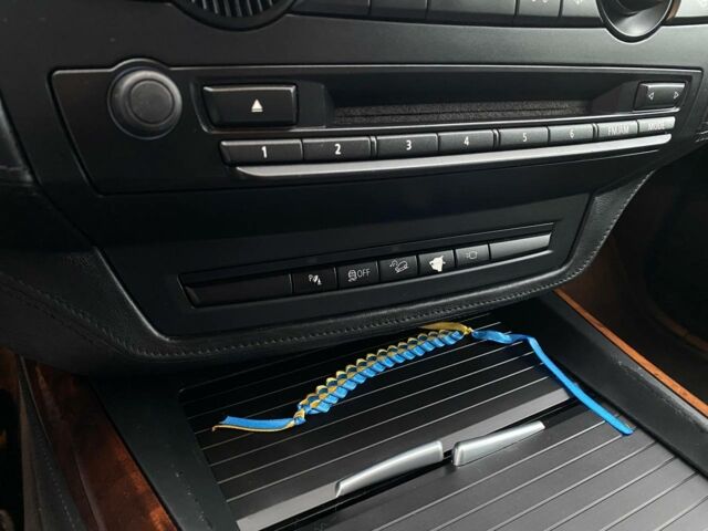 Черный БМВ Х5, объемом двигателя 3 л и пробегом 178 тыс. км за 21500 $, фото 22 на Automoto.ua