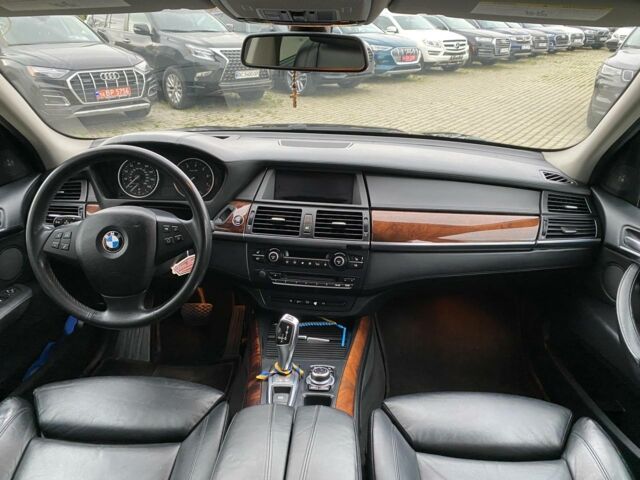 Черный БМВ Х5, объемом двигателя 3 л и пробегом 178 тыс. км за 21500 $, фото 12 на Automoto.ua