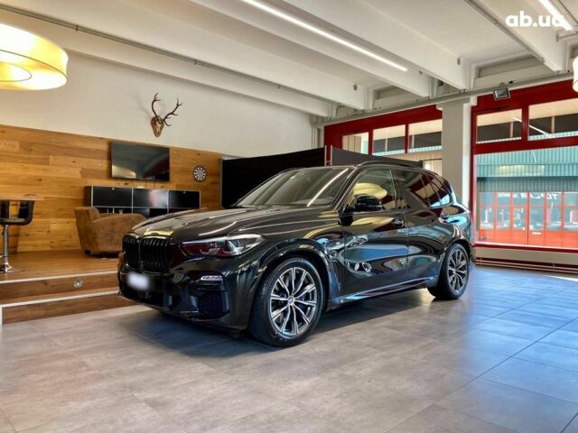 Чорний БМВ Х5, об'ємом двигуна 0 л та пробігом 8 тис. км за 47810 $, фото 1 на Automoto.ua