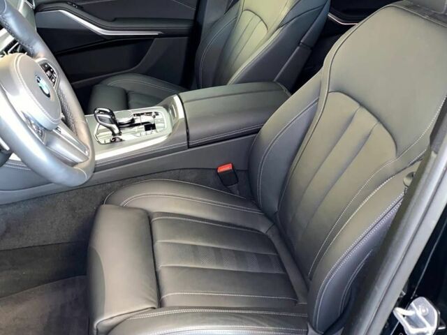 Чорний БМВ Х5, об'ємом двигуна 0 л та пробігом 8 тис. км за 47810 $, фото 11 на Automoto.ua