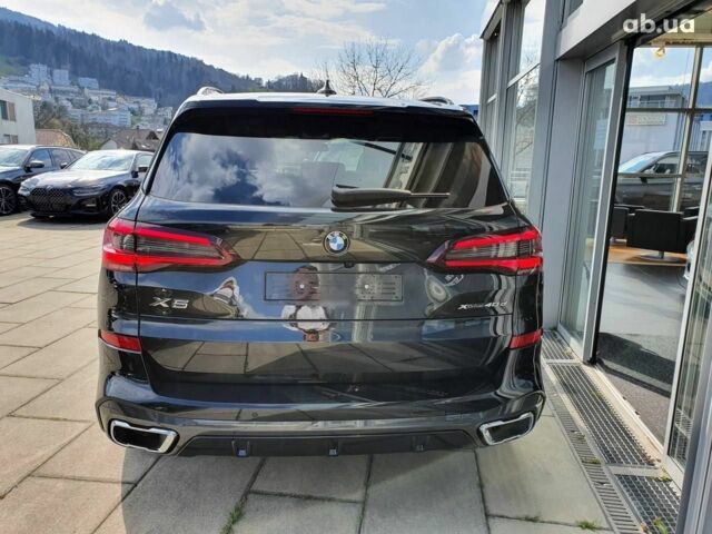 Чорний БМВ Х5, об'ємом двигуна 0 л та пробігом 4 тис. км за 52975 $, фото 5 на Automoto.ua