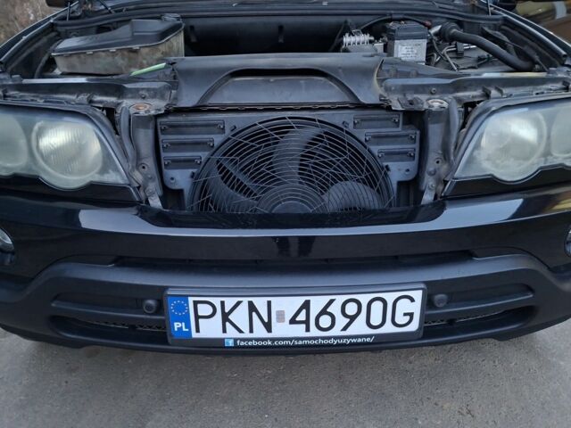 Чорний БМВ Х5, об'ємом двигуна 0 л та пробігом 256 тис. км за 5200 $, фото 3 на Automoto.ua
