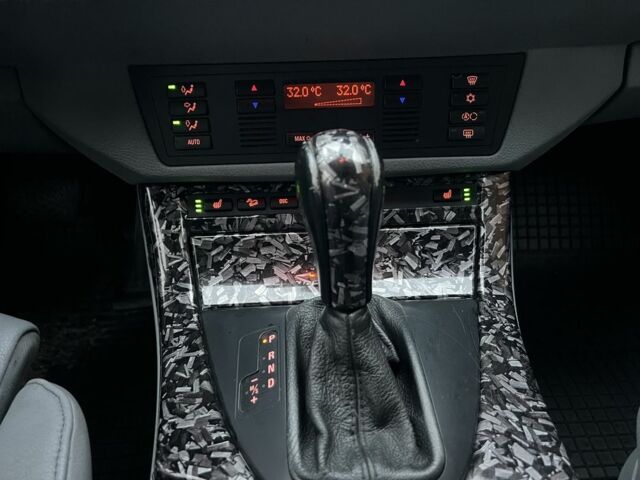 Черный БМВ Х5, объемом двигателя 2.9 л и пробегом 360 тыс. км за 12000 $, фото 16 на Automoto.ua