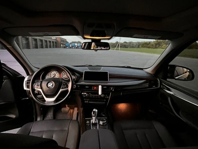 БМВ Х5 2015 в Черновцах на Automoto.ua Черный БМВ Х5, объемом двигателя 3 л и пробегом 220 тыс. км за 19850 $, фото 10 на Automoto.ua