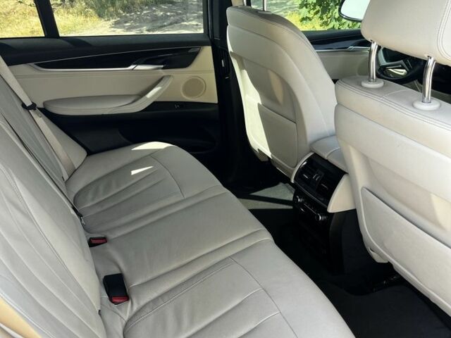 Черный БМВ Х5, объемом двигателя 3 л и пробегом 154 тыс. км за 23999 $, фото 3 на Automoto.ua