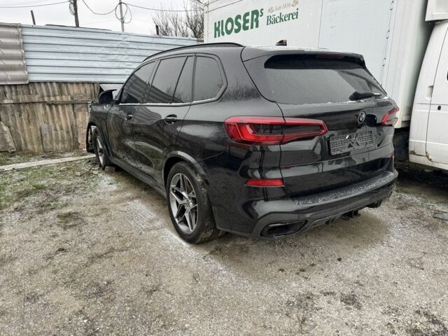 Черный БМВ Х5, объемом двигателя 3 л и пробегом 68 тыс. км за 34999 $, фото 1 на Automoto.ua