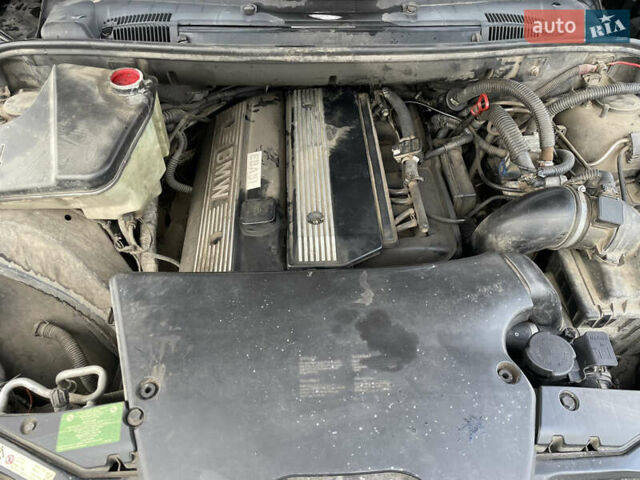 Черный БМВ Х5, объемом двигателя 3 л и пробегом 353 тыс. км за 6400 $, фото 22 на Automoto.ua