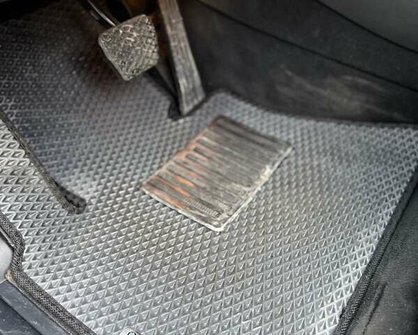 Черный БМВ Х5, объемом двигателя 4.4 л и пробегом 330 тыс. км за 6900 $, фото 35 на Automoto.ua