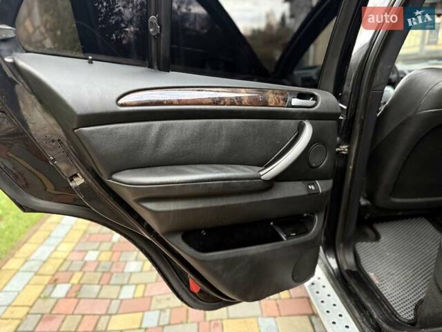Черный БМВ Х5, объемом двигателя 4.4 л и пробегом 330 тыс. км за 6900 $, фото 21 на Automoto.ua