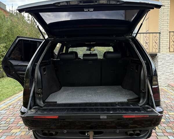 Черный БМВ Х5, объемом двигателя 4.4 л и пробегом 330 тыс. км за 6900 $, фото 28 на Automoto.ua