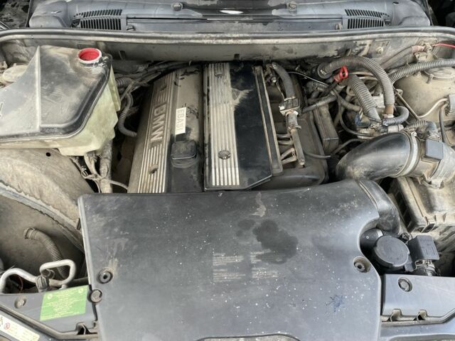 Черный БМВ Х5, объемом двигателя 3 л и пробегом 400 тыс. км за 6400 $, фото 20 на Automoto.ua