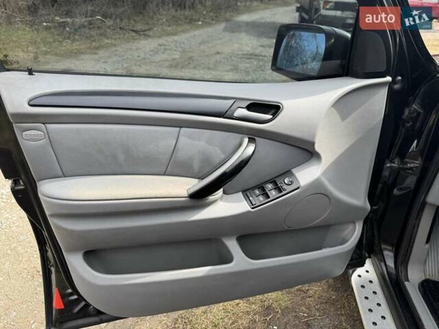 Черный БМВ Х5, объемом двигателя 3 л и пробегом 300 тыс. км за 6700 $, фото 8 на Automoto.ua