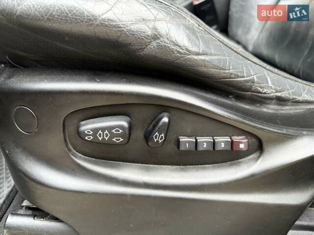 Черный БМВ Х5, объемом двигателя 4.4 л и пробегом 330 тыс. км за 6900 $, фото 22 на Automoto.ua