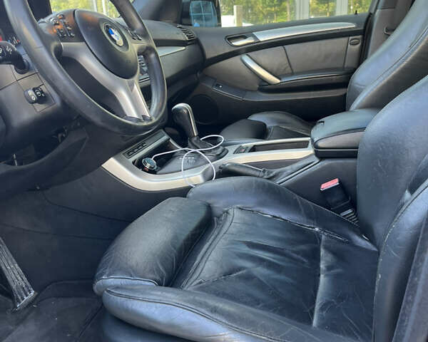 Черный БМВ Х5, объемом двигателя 4.4 л и пробегом 420 тыс. км за 6900 $, фото 14 на Automoto.ua