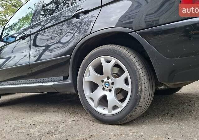 Черный БМВ Х5, объемом двигателя 3 л и пробегом 323 тыс. км за 9800 $, фото 18 на Automoto.ua