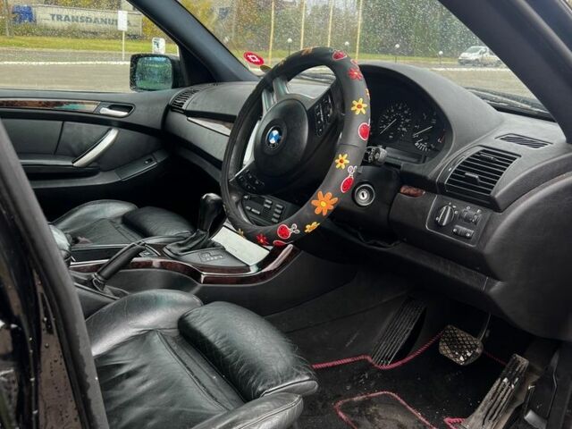 Черный БМВ Х5, объемом двигателя 3 л и пробегом 260 тыс. км за 4200 $, фото 5 на Automoto.ua
