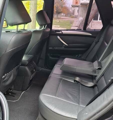 Черный БМВ Х5, объемом двигателя 3 л и пробегом 323 тыс. км за 9800 $, фото 11 на Automoto.ua