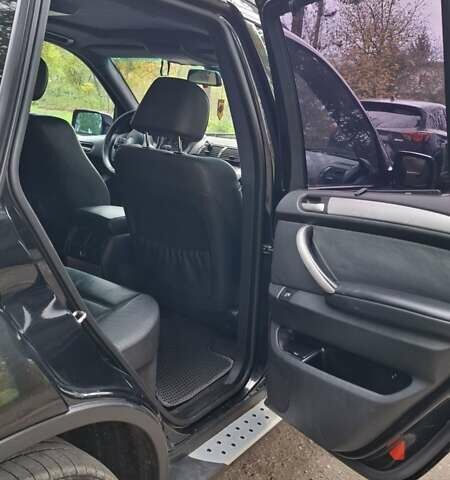 Черный БМВ Х5, объемом двигателя 3 л и пробегом 323 тыс. км за 9800 $, фото 14 на Automoto.ua