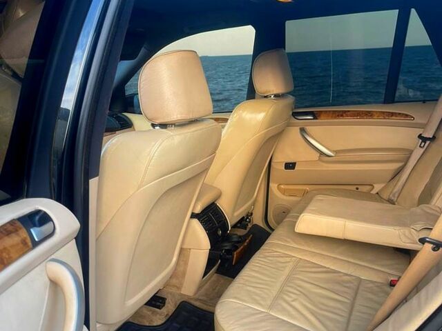 Черный БМВ Х5, объемом двигателя 3 л и пробегом 300 тыс. км за 8500 $, фото 8 на Automoto.ua