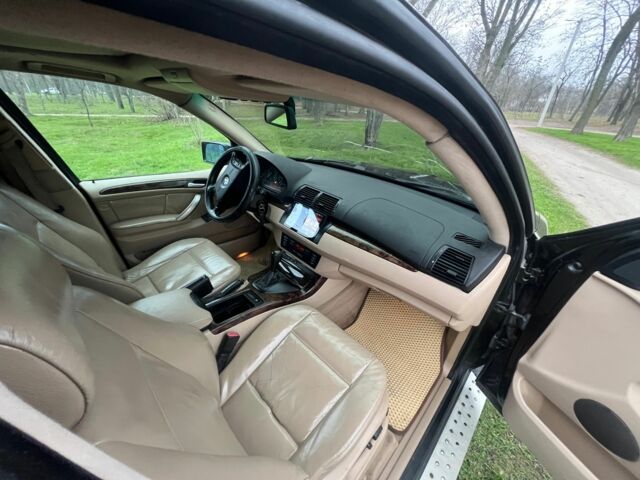 Черный БМВ Х5, объемом двигателя 2.9 л и пробегом 300 тыс. км за 8500 $, фото 17 на Automoto.ua