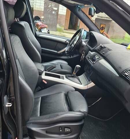 Черный БМВ Х5, объемом двигателя 3 л и пробегом 323 тыс. км за 9800 $, фото 16 на Automoto.ua