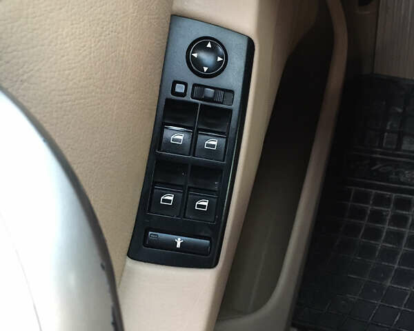 Черный БМВ Х5, объемом двигателя 4.4 л и пробегом 323 тыс. км за 7250 $, фото 18 на Automoto.ua