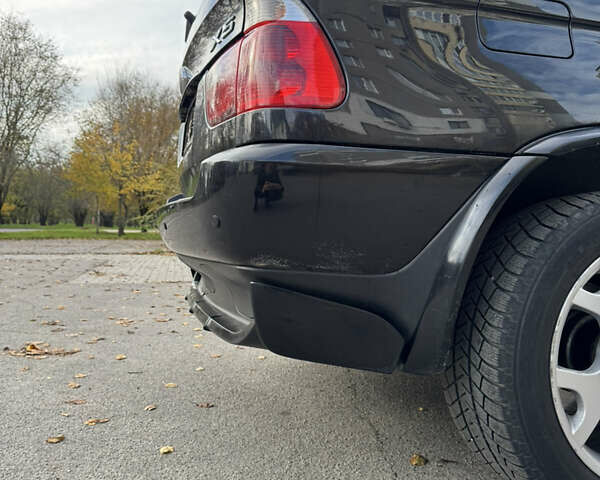 Черный БМВ Х5, объемом двигателя 2.93 л и пробегом 335 тыс. км за 8200 $, фото 13 на Automoto.ua