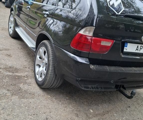 Черный БМВ Х5, объемом двигателя 3 л и пробегом 323 тыс. км за 9800 $, фото 3 на Automoto.ua