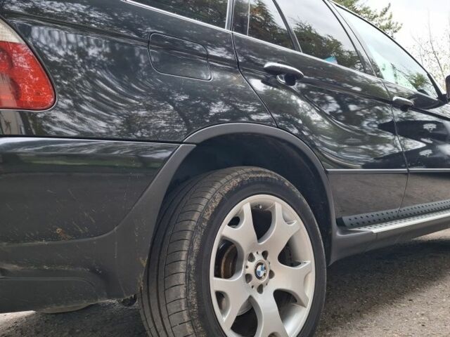 Черный БМВ Х5, объемом двигателя 3 л и пробегом 323 тыс. км за 9800 $, фото 10 на Automoto.ua