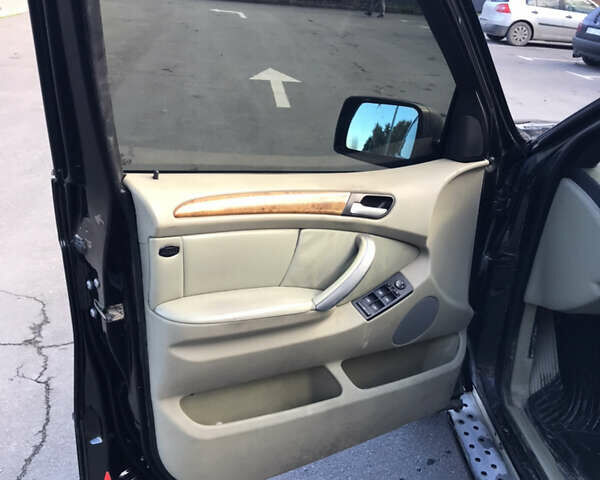 Черный БМВ Х5, объемом двигателя 2.93 л и пробегом 273 тыс. км за 5500 $, фото 7 на Automoto.ua