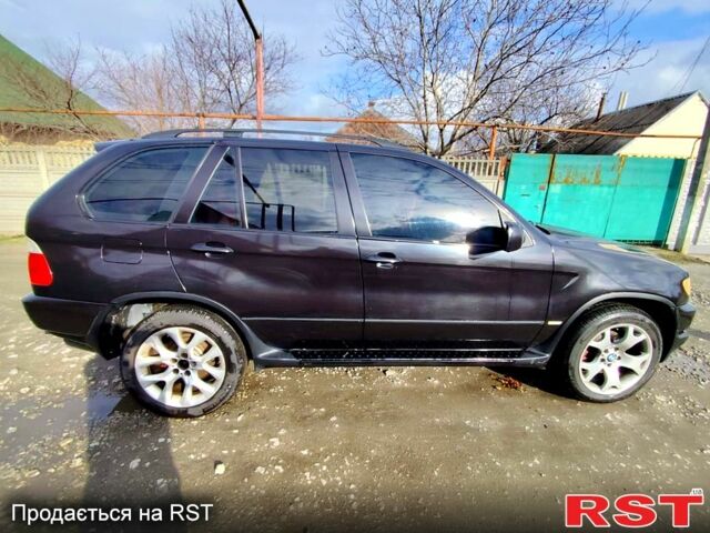 Чорний БМВ Х5, об'ємом двигуна 30 л та пробігом 450 тис. км за 6000 $, фото 5 на Automoto.ua