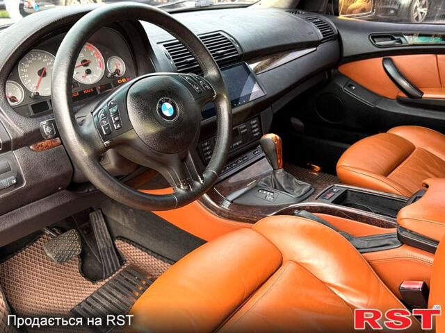 Черный БМВ Х5, объемом двигателя 4.6 л и пробегом 250 тыс. км за 9500 $, фото 7 на Automoto.ua