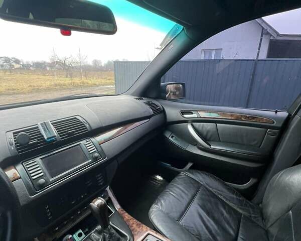 Черный БМВ Х5, объемом двигателя 4.4 л и пробегом 350 тыс. км за 6700 $, фото 18 на Automoto.ua
