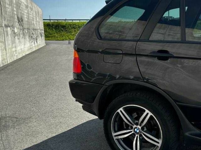 Черный БМВ Х5, объемом двигателя 2.9 л и пробегом 322 тыс. км за 7640 $, фото 1 на Automoto.ua