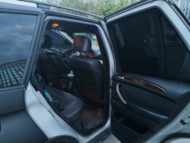 Чорний БМВ Х5, об'ємом двигуна 3 л та пробігом 453 тис. км за 5700 $, фото 3 на Automoto.ua