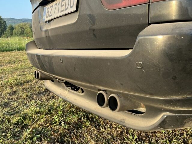Черный БМВ Х5, объемом двигателя 3 л и пробегом 380 тыс. км за 4400 $, фото 4 на Automoto.ua