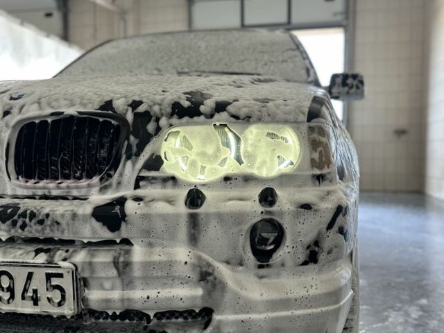 Черный БМВ Х5, объемом двигателя 3 л и пробегом 412 тыс. км за 7500 $, фото 7 на Automoto.ua