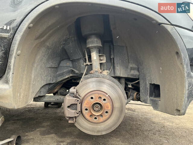 БМВ Х5 2002 в Днепре (Днепропетровске) на Automoto.ua Черный БМВ Х5, объемом двигателя 4.4 л и пробегом 264 тыс. км за 8750 $, фото 6 на Automoto.ua