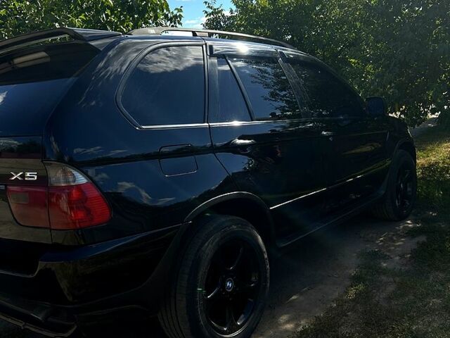 Чорний БМВ Х5, об'ємом двигуна 3 л та пробігом 350 тис. км за 9000 $, фото 3 на Automoto.ua