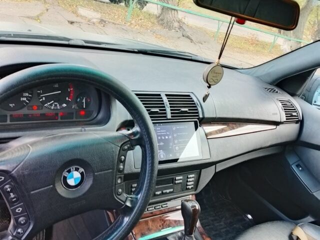 Черный БМВ Х5, объемом двигателя 2.9 л и пробегом 350 тыс. км за 6730 $, фото 3 на Automoto.ua