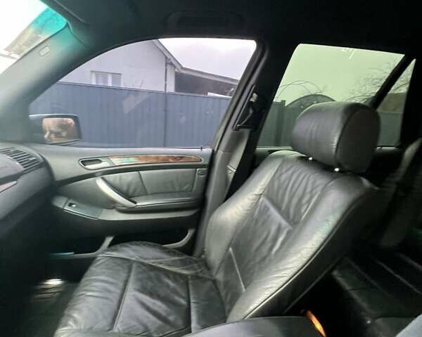 Черный БМВ Х5, объемом двигателя 4.4 л и пробегом 350 тыс. км за 6700 $, фото 19 на Automoto.ua