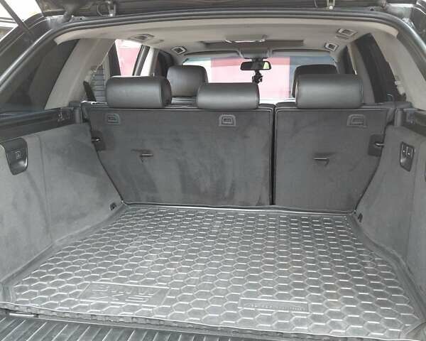 Чорний БМВ Х5, об'ємом двигуна 3 л та пробігом 260 тис. км за 11500 $, фото 29 на Automoto.ua