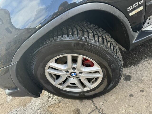 Черный БМВ Х5, объемом двигателя 3 л и пробегом 1000 тыс. км за 5100 $, фото 5 на Automoto.ua