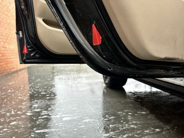 Чорний БМВ Х5, об'ємом двигуна 3 л та пробігом 413 тис. км за 7500 $, фото 13 на Automoto.ua