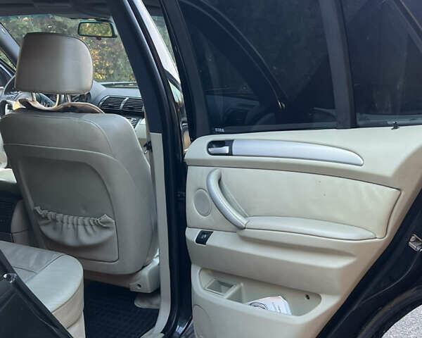 Черный БМВ Х5, объемом двигателя 2.93 л и пробегом 359 тыс. км за 9250 $, фото 19 на Automoto.ua