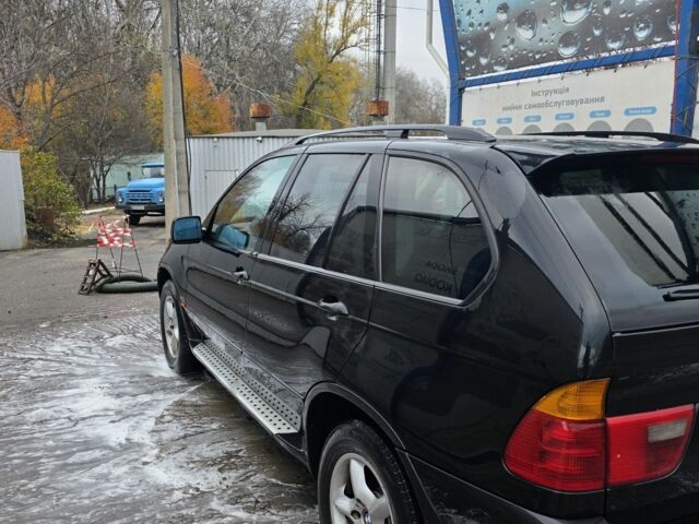 Чорний БМВ Х5, об'ємом двигуна 3 л та пробігом 400 тис. км за 5393 $, фото 3 на Automoto.ua