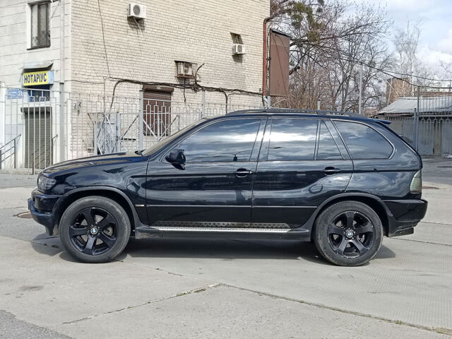 Чорний БМВ Х5, об'ємом двигуна 4.4 л та пробігом 305 тис. км за 7990 $, фото 4 на Automoto.ua