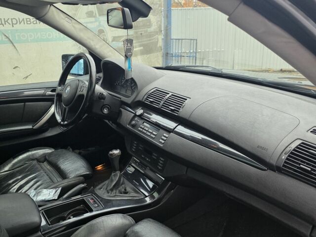 Черный БМВ Х5, объемом двигателя 3 л и пробегом 400 тыс. км за 5687 $, фото 5 на Automoto.ua